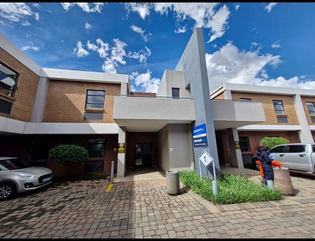 211M² OFFICE TO LET IN BARDENE